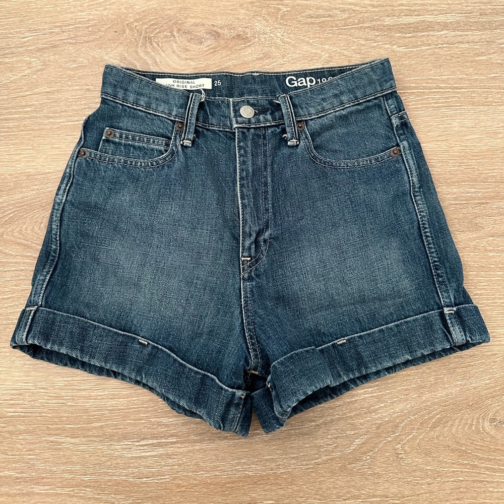 GAP Women's Dark Blue original high rise Jean Shorts